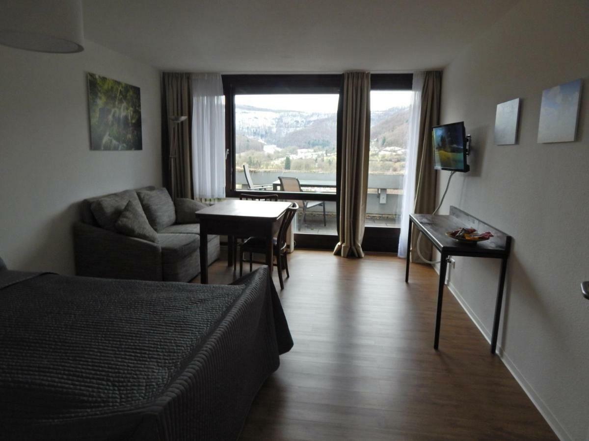 Free Apartment - Schoenblick Bad Urach Exterior photo